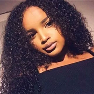Mit navn er Sagal Hassan og jeg er en energisk ung kvinde på 18 år. Jeg går på mit sidste år på A...