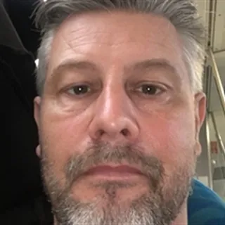 Hej jeg hedder Frank Larsen jeg er 50år jeg bor i Herning jeg Arbjder på Oksbøl savværk og trælas...