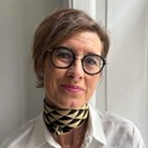 Agnete søger job som butiksmedarbejder / projektleder / karriererådgiver