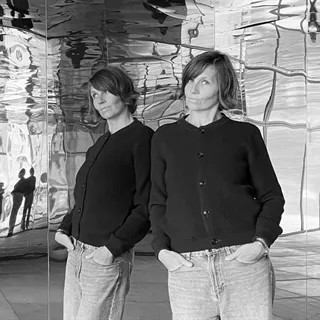 Ida søger job som grafisk designer